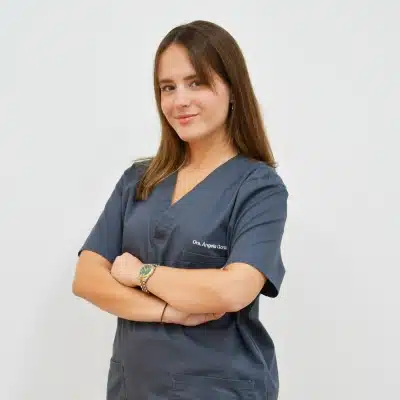 Ángela González, odontóloga especialista en odontopediatría y endodoncia moderna